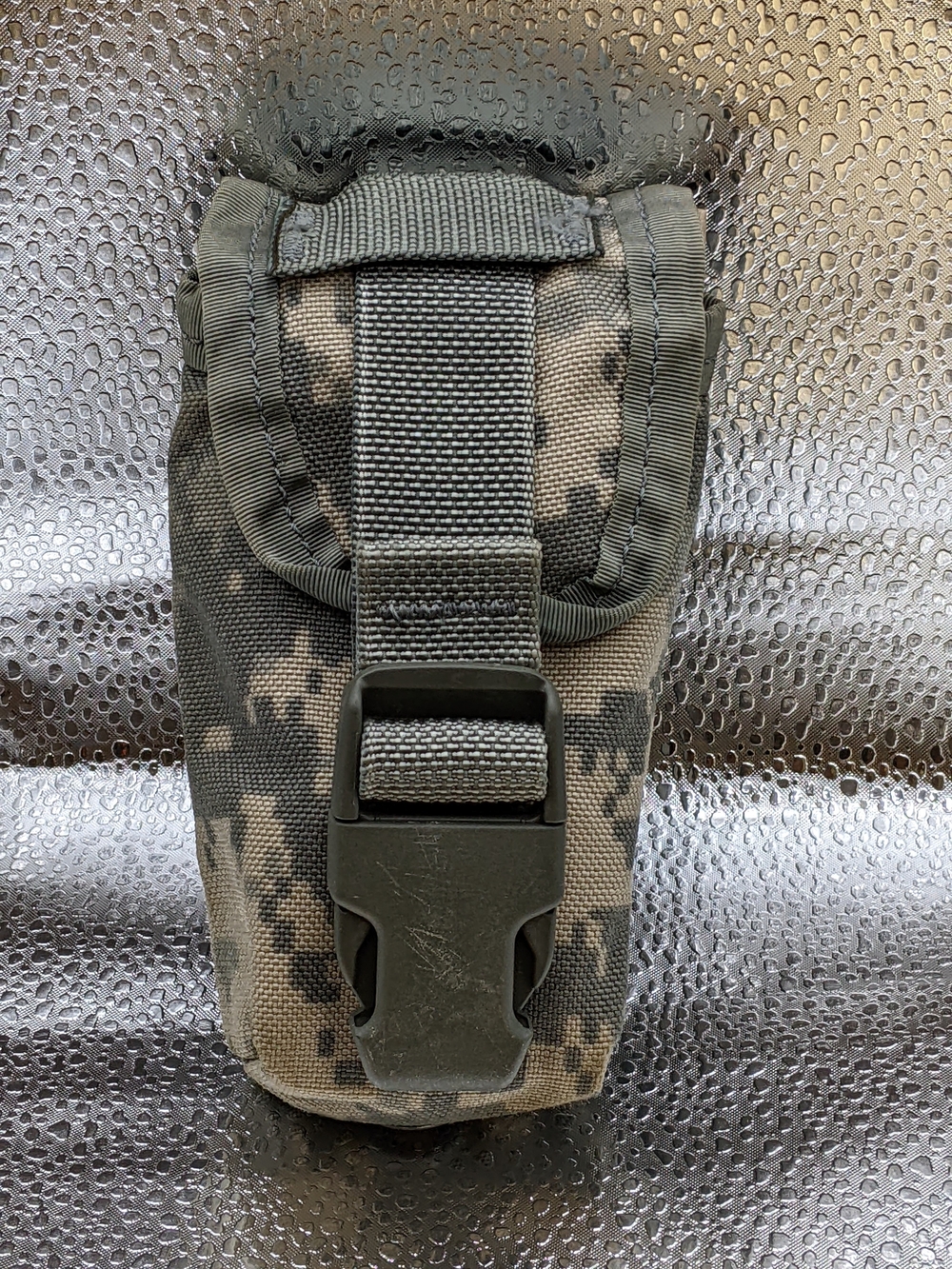Genuine U.S Army USGI MOLLE II Flashbang Pouch For Tactical Vest Used Good